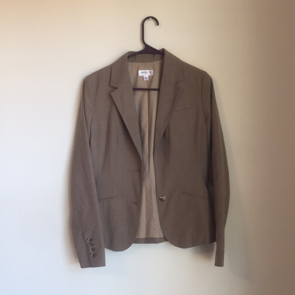 Tan business blazer